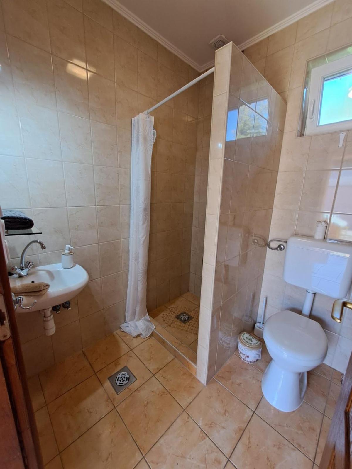 Aquacentrum 2 Hajdúszoboszló Стая снимка